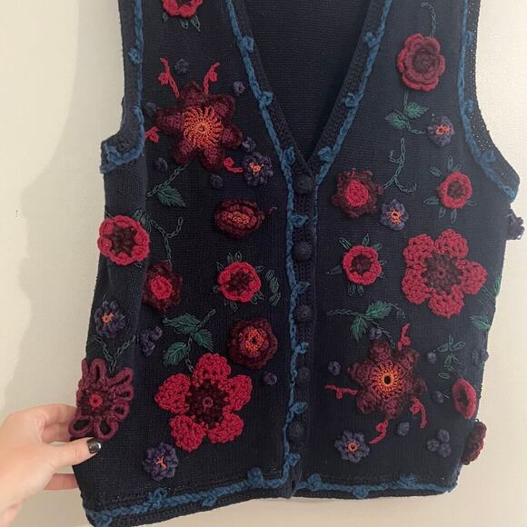 Vintage Erika Ramie Cotton Blend Crochet Floral Button Front Vest Cottagecore - Picture 6 of 9